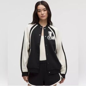 Lululemon Scuba Oversized Collegiate Jacket Graphic in Black/Light Ivory